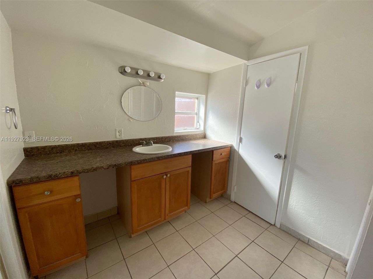 1020 NW 33rd Ave, Unit 1, Miami, FL 33125 Photo