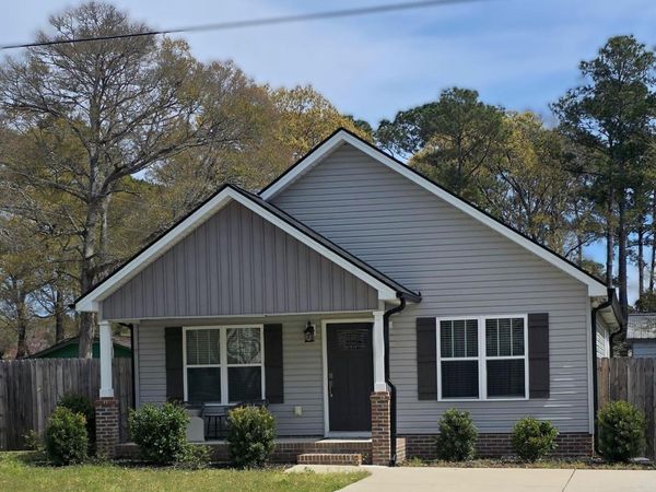 88 Hillside Street, Clarkton, NC 28433
