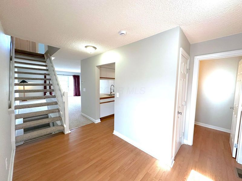 1999 Jasper Lane, Unit 24A, Hilliard, OH 43026 Photo 4