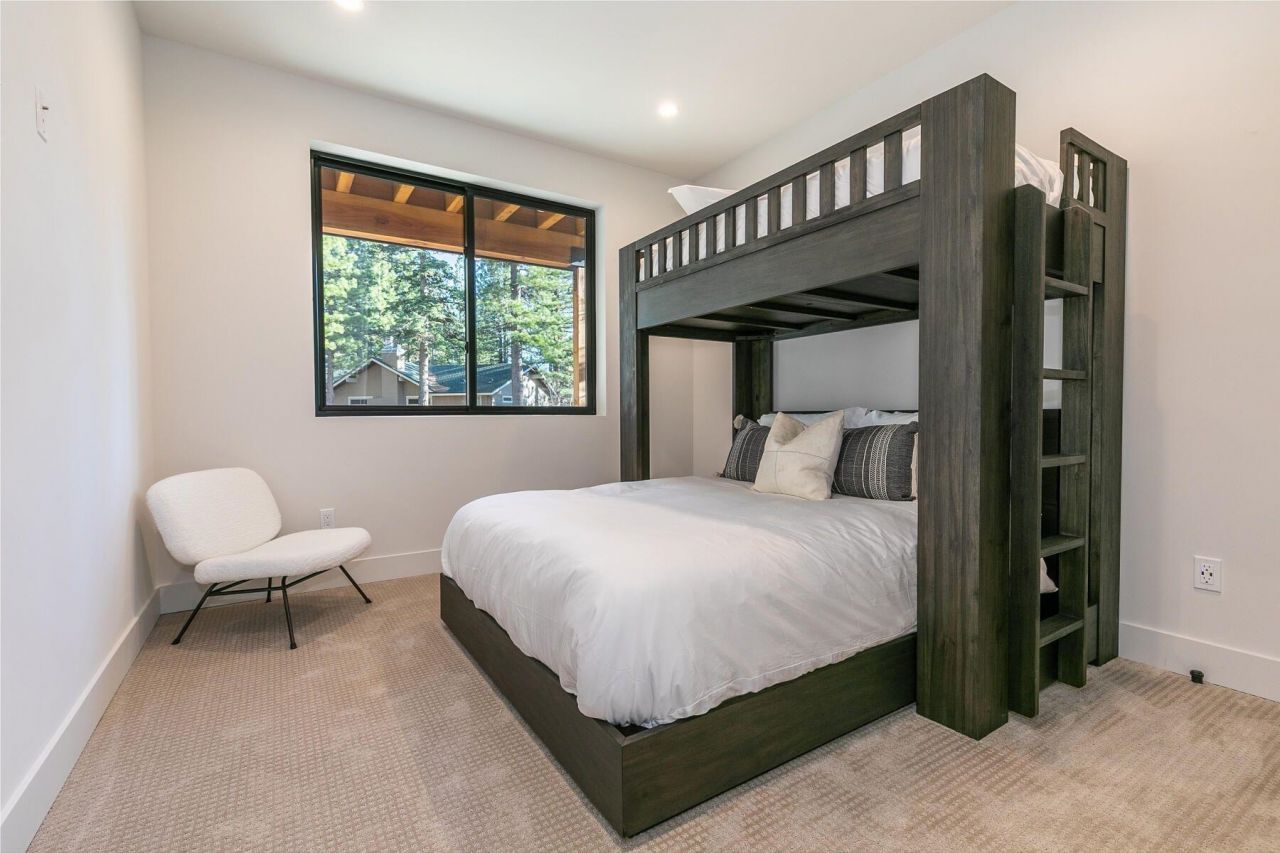 325 Woodridge Circle, Incline Village, NV 89451 Photo