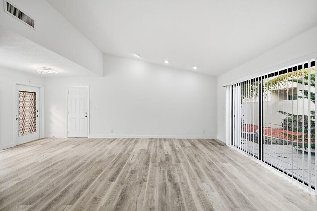 905 NW 22nd Avenue, Delray Beach, FL 33445 Photo