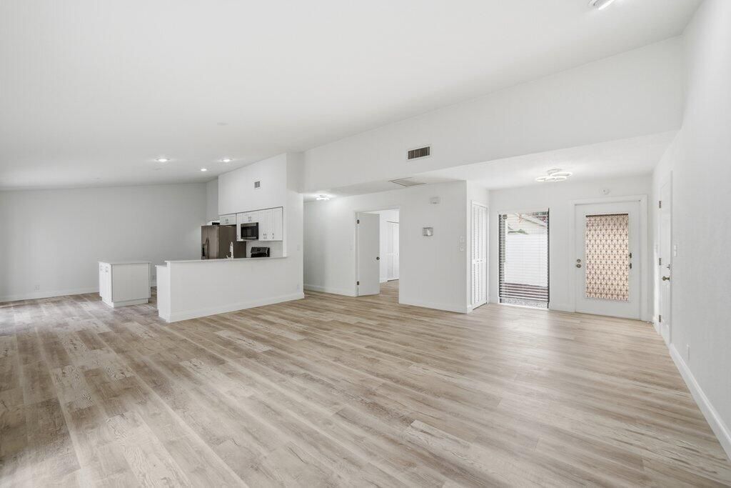 905 NW 22nd Avenue, Delray Beach, FL 33445 Photo