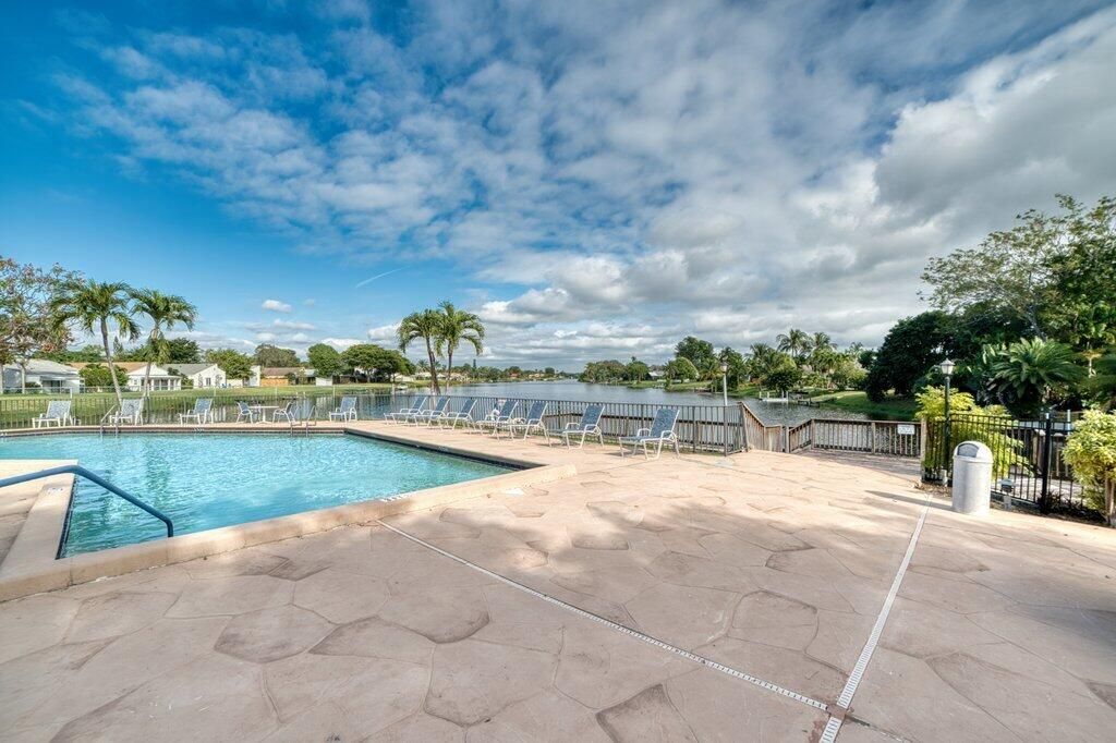 905 NW 22nd Avenue, Delray Beach, FL 33445 Photo