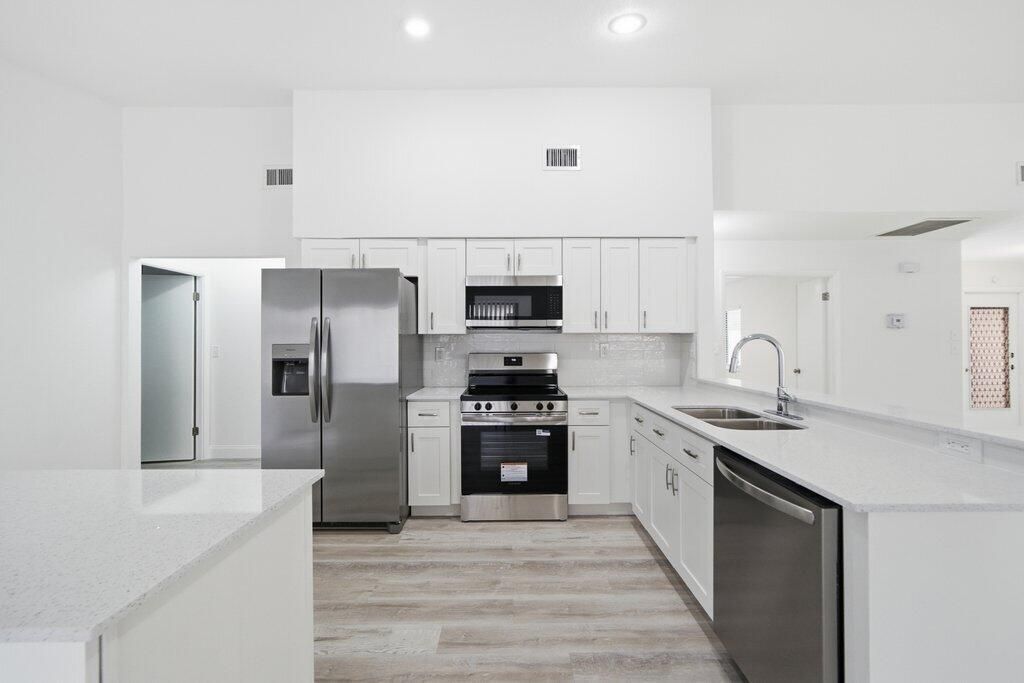 905 NW 22nd Avenue, Delray Beach, FL 33445 Photo