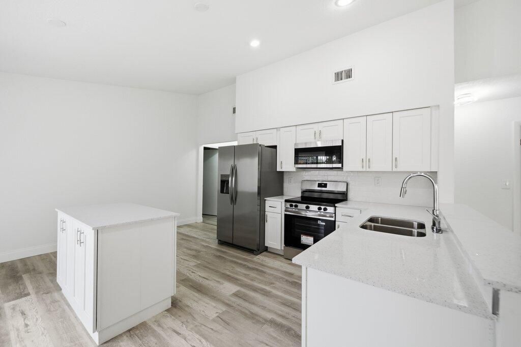 905 NW 22nd Avenue, Delray Beach, FL 33445 Photo