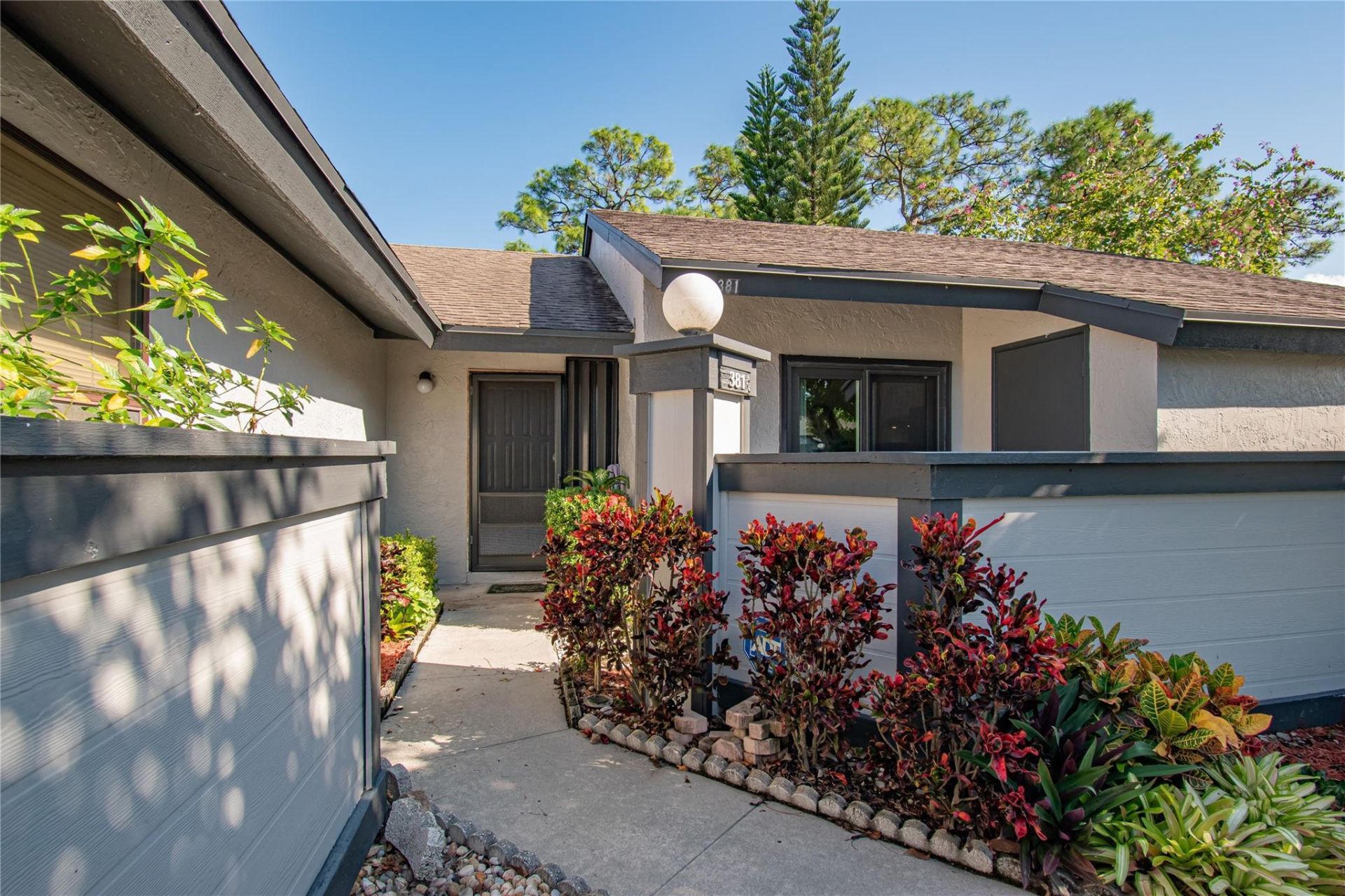 381 Ottawa Ct, Royal Palm Beach, FL 33411 Photo