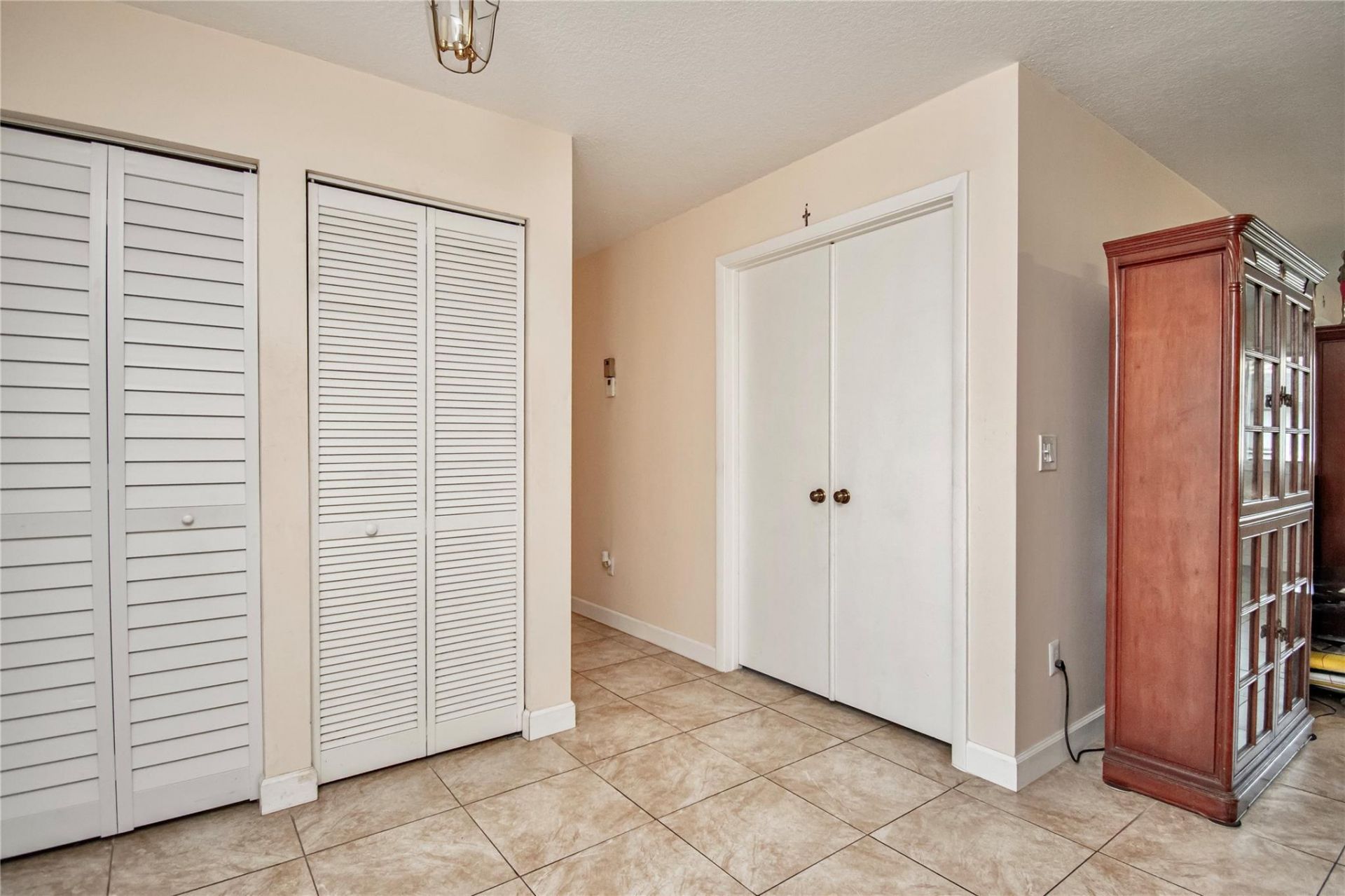 381 Ottawa Ct, Royal Palm Beach, FL 33411 Photo