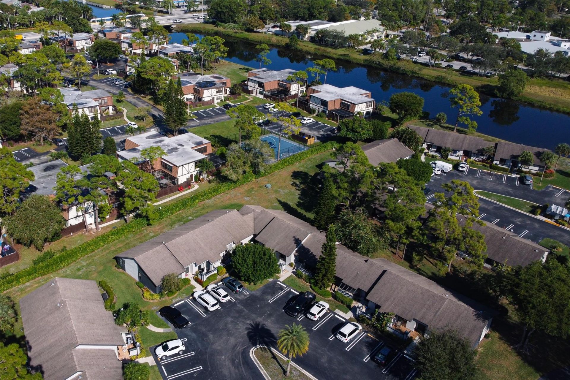 381 Ottawa Ct, Royal Palm Beach, FL 33411 Photo