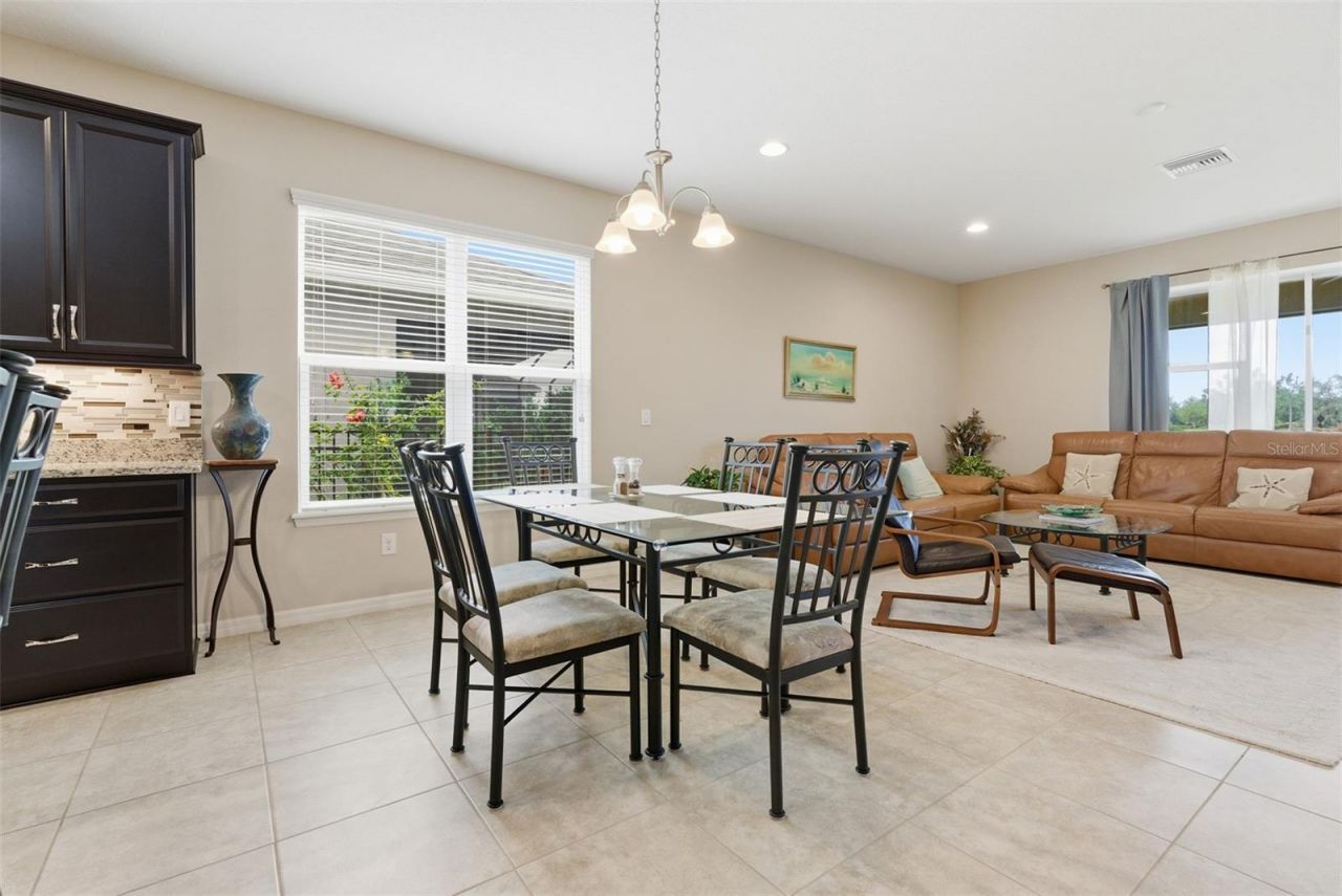 5617 Maidenstone Way, Palmetto, FL 34221 Photo