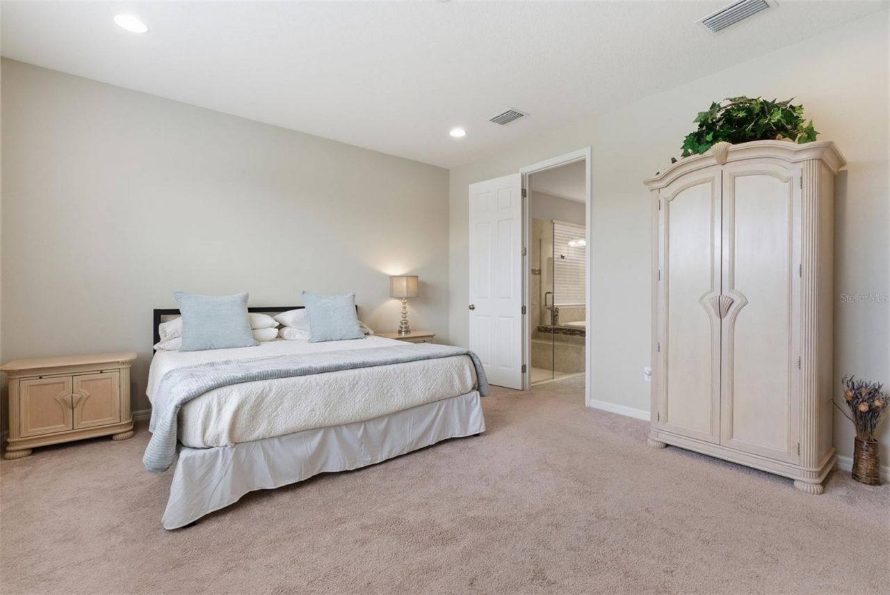 5617 Maidenstone Way, Palmetto, FL 34221 Photo