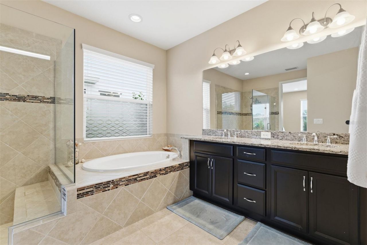 5617 Maidenstone Way, Palmetto, FL 34221 Photo