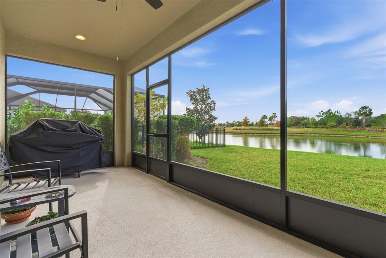 5617 Maidenstone Way, Palmetto, FL 34221 Photo