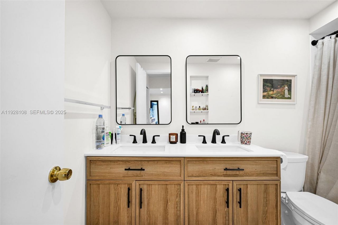 4020 N Hills Dr, Unit 29, Hollywood, FL 33021 Photo