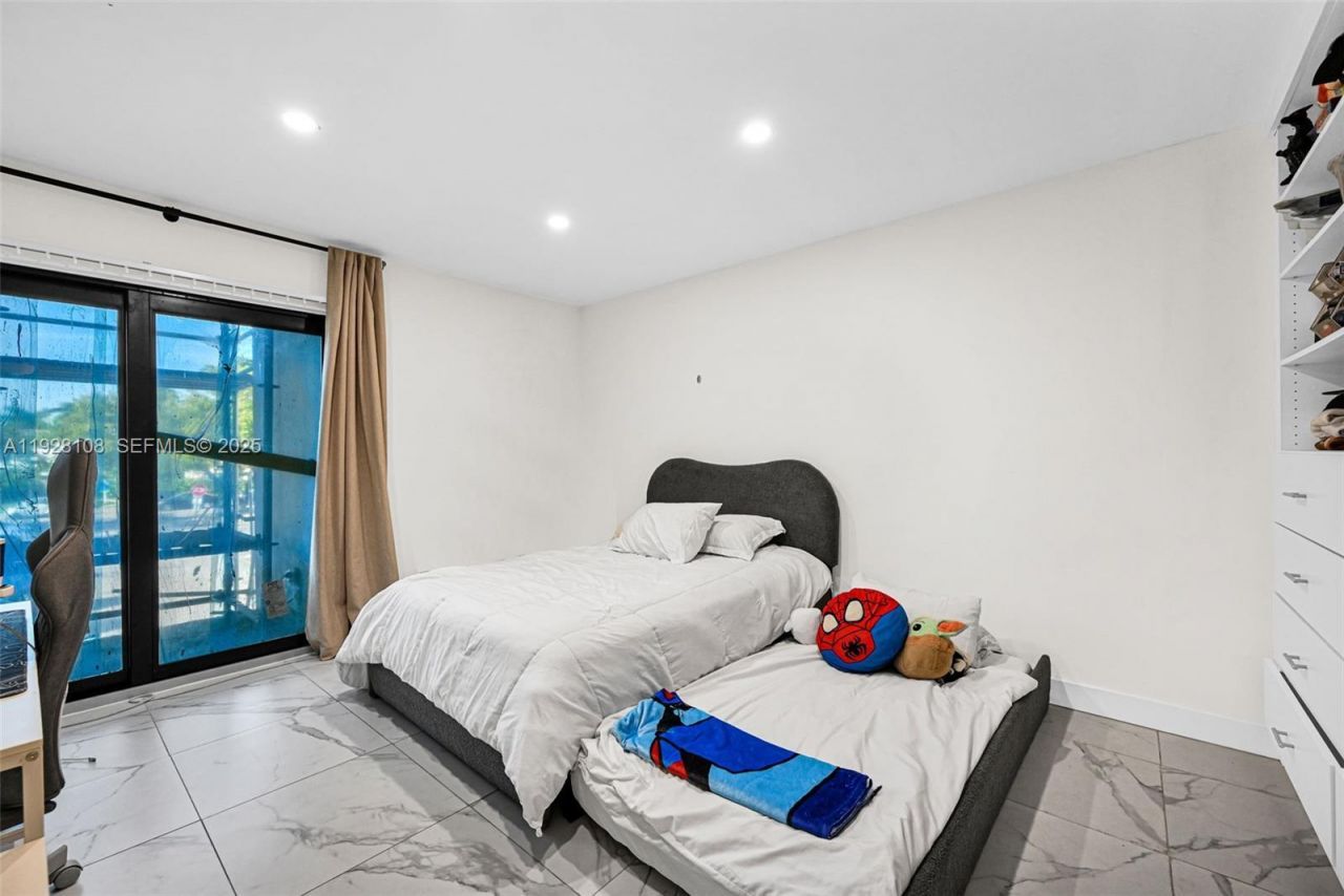 4020 N Hills Dr, Unit 29, Hollywood, FL 33021 Photo