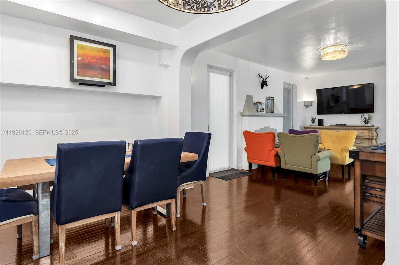 745-747 Lenox Ave, Miami Beach, FL 33139 Photo