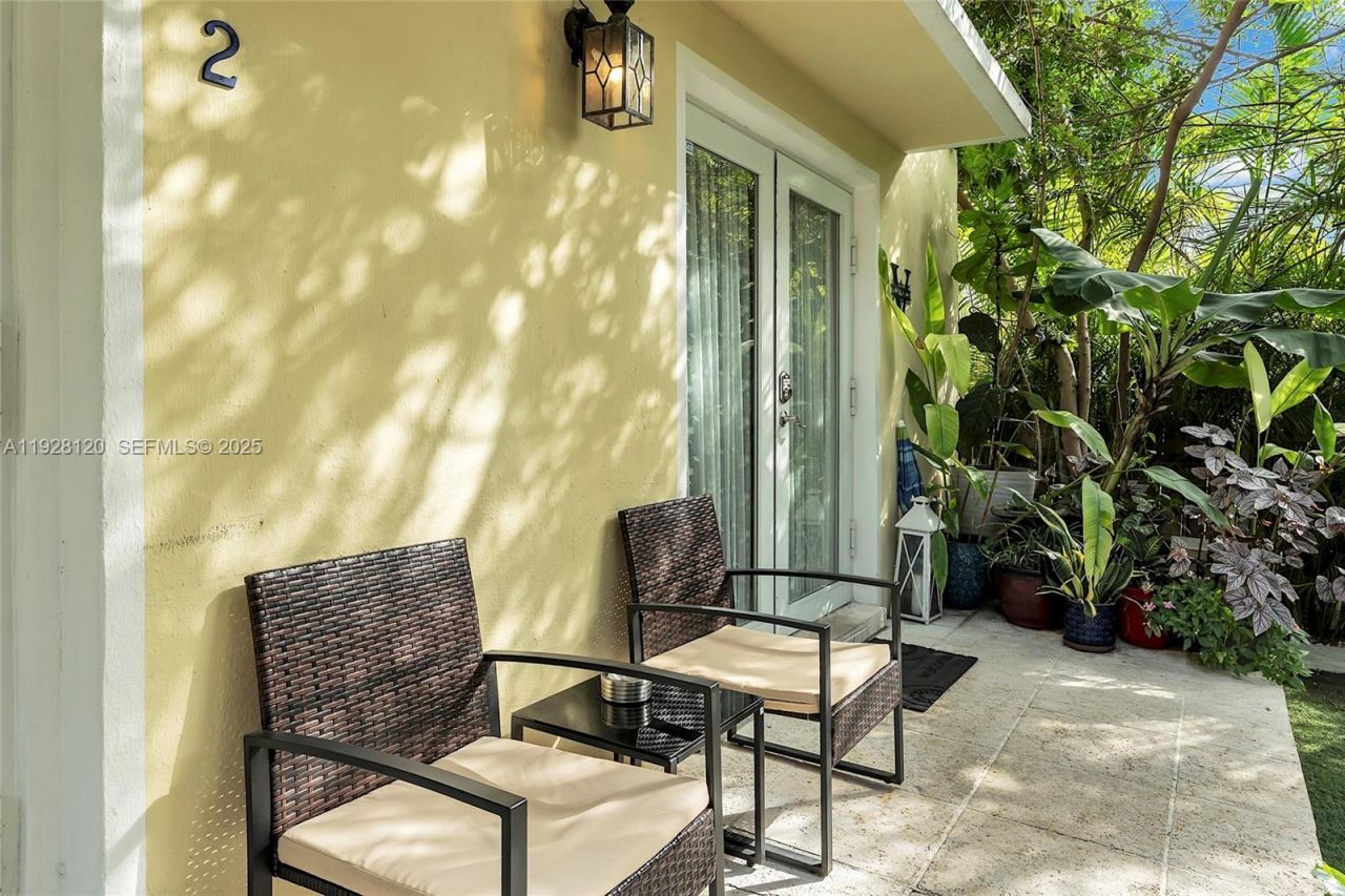 745-747 Lenox Ave, Miami Beach, FL 33139 Photo