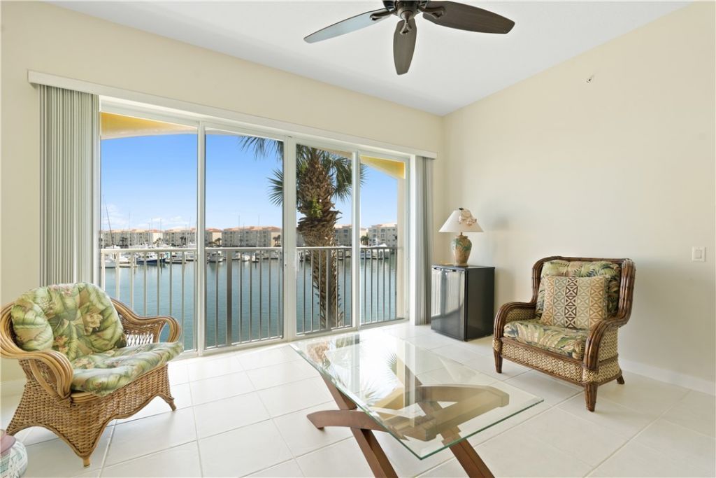 11 Harbour Isle Drive W, Unit 203, Hutchinson Island, FL 34949 Photo