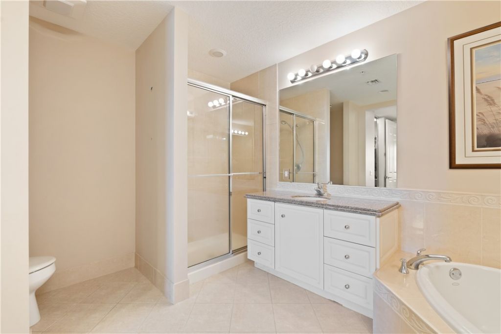 11 Harbour Isle Drive W, Unit 203, Hutchinson Island, FL 34949 Photo