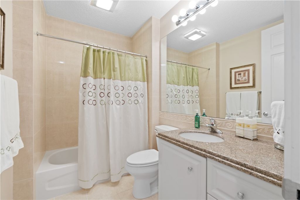 11 Harbour Isle Drive W, Unit 203, Hutchinson Island, FL 34949 Photo