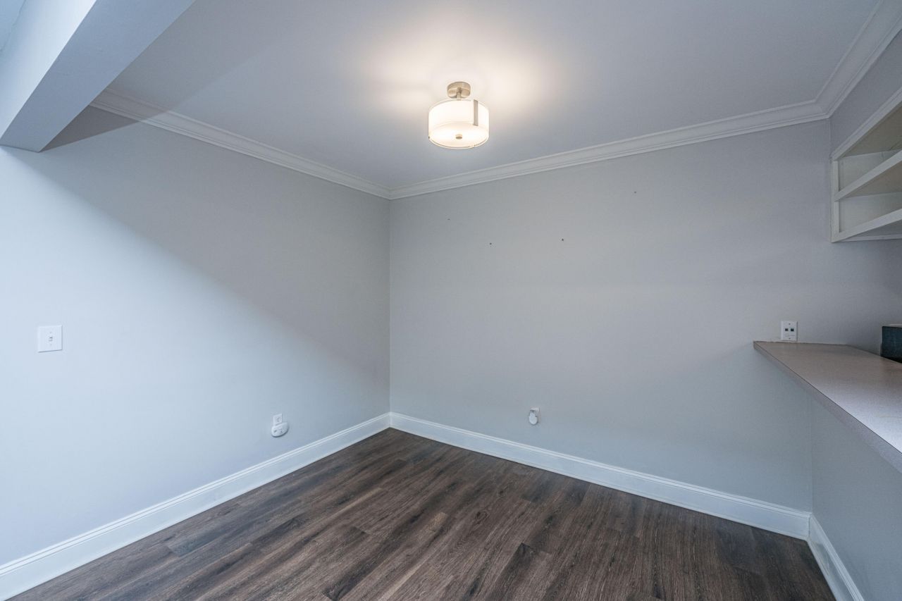 940 E Estates Boulevard Photo 13