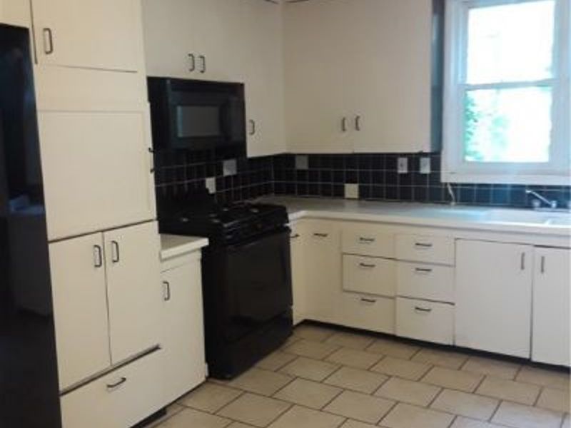 383 Aqueduct Street, Akron, OH 44303 Photo 5