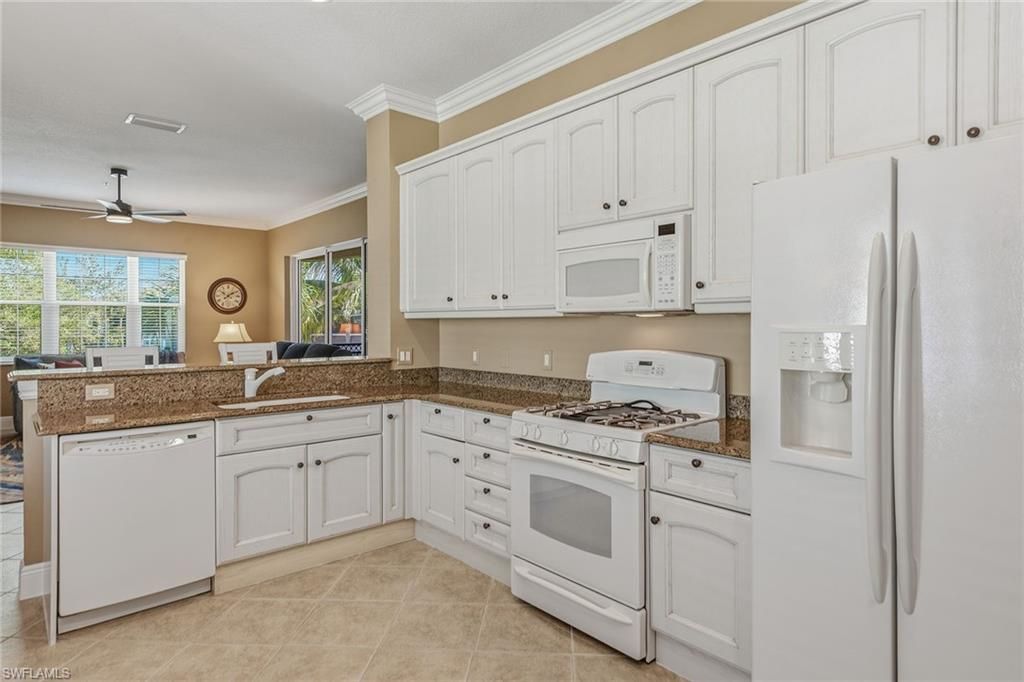 9224 Campanile Cir, Unit 201, Naples, FL 34114 Photo