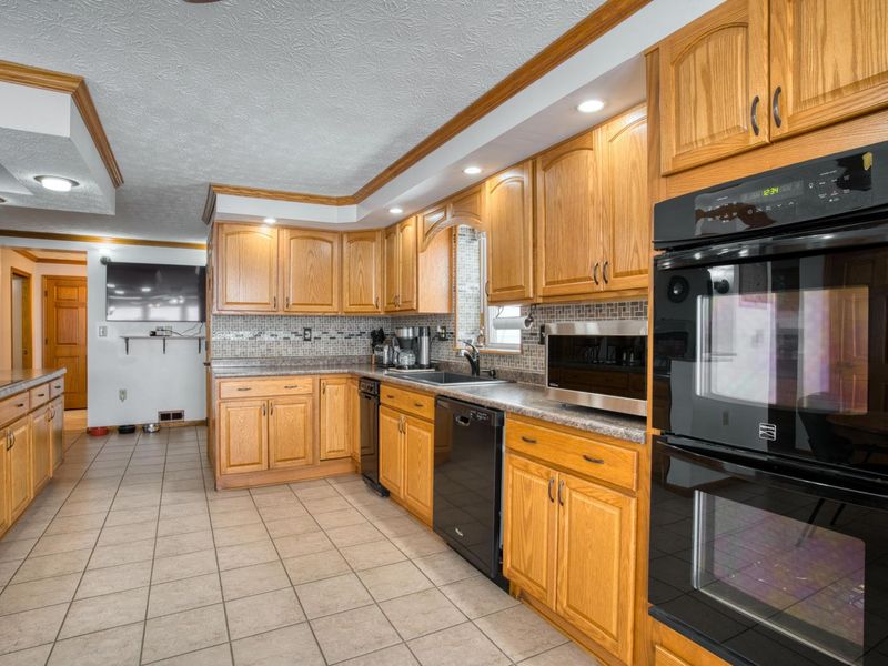 8485 Westfall Road SW, Amanda, OH 43102 Photo 39