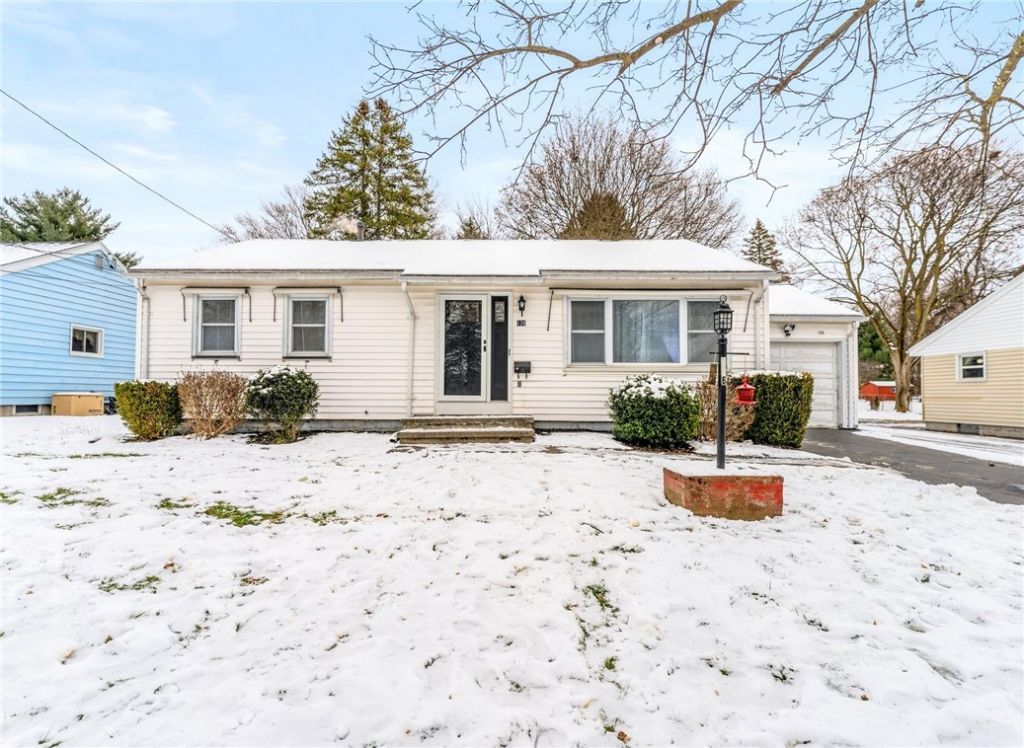 126 High St, Avon, NY 14414 Main Photo