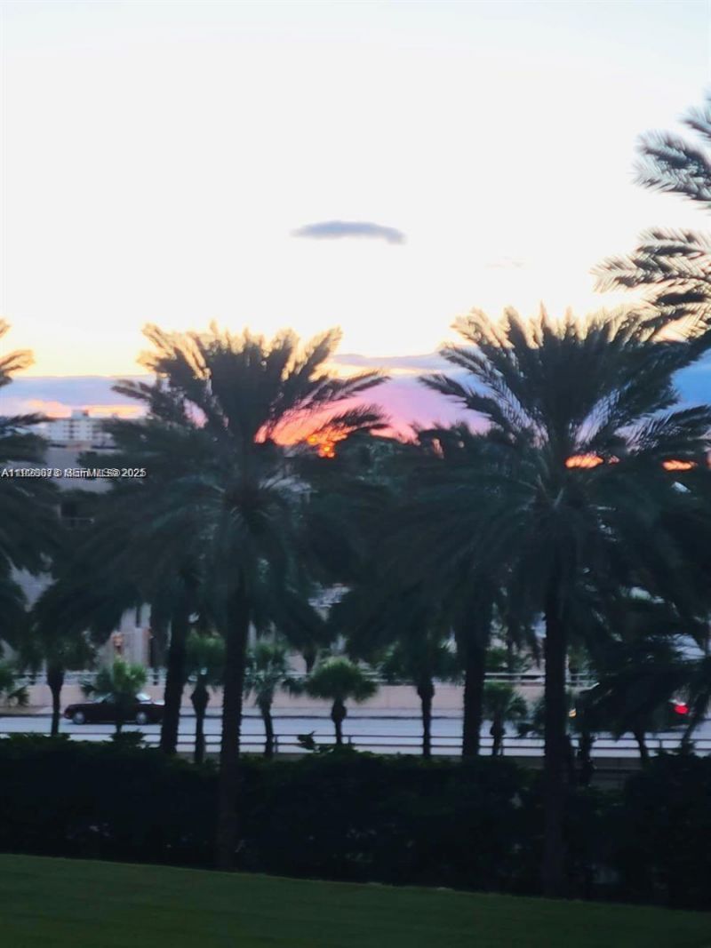 10275 Collins Ave, Unit 327, Bal Harbour, FL 33154 Photo