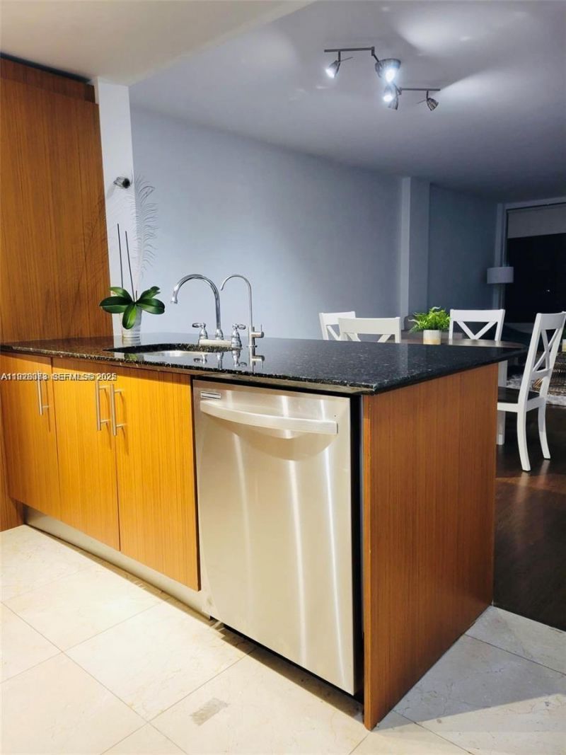 10275 Collins Ave, Unit 327, Bal Harbour, FL 33154 Photo