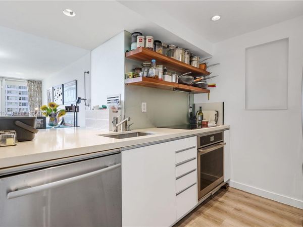 1200 West Ave, Unit 615, Miami Beach, FL 33139