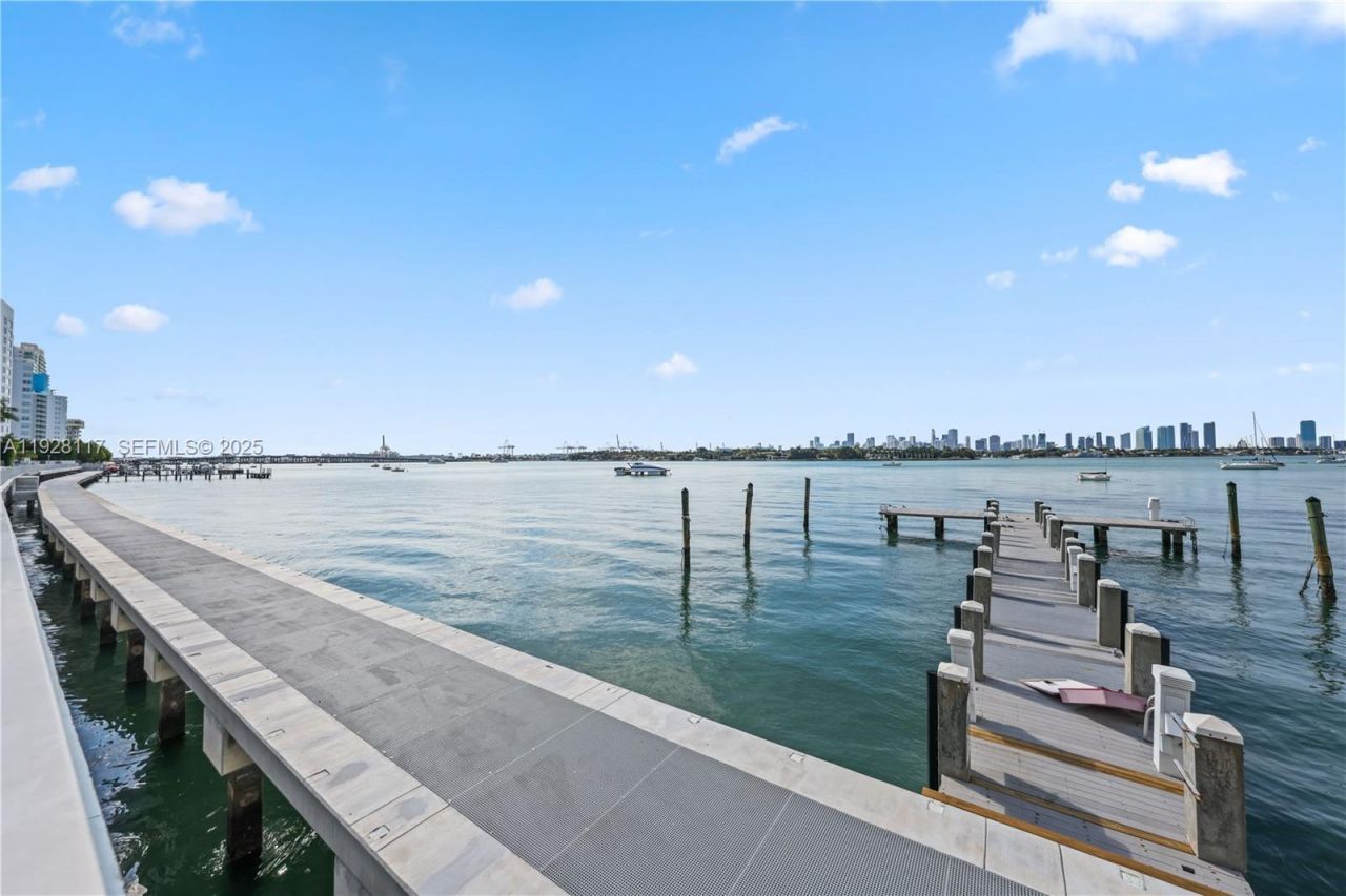 1200 West Ave, Unit 615, Miami Beach, FL 33139 Photo