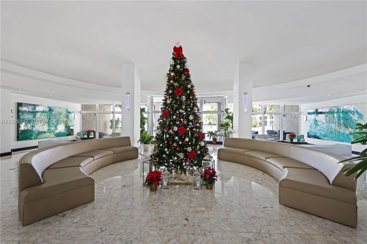 1200 West Ave, Unit 615, Miami Beach, FL 33139 Photo