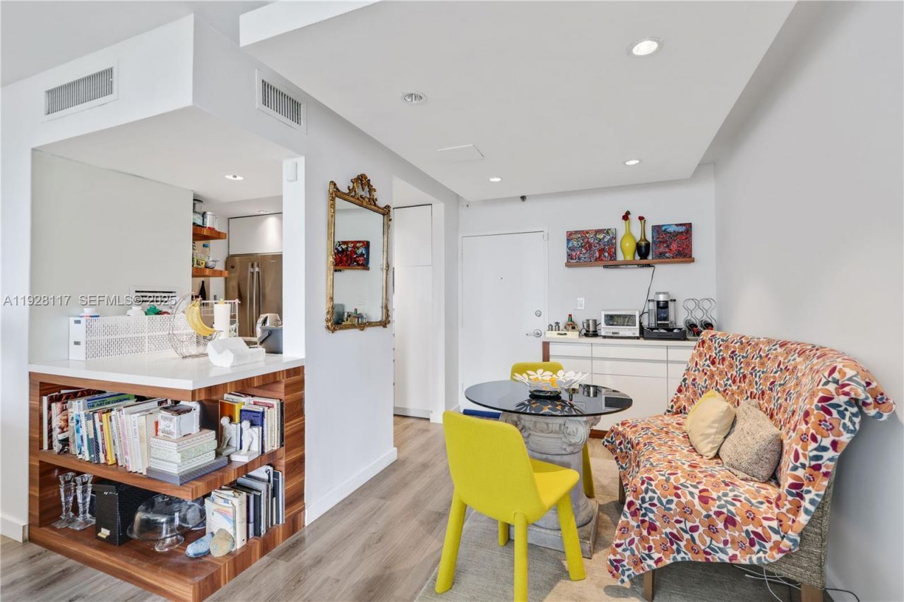 1200 West Ave, Unit 615, Miami Beach, FL 33139 Photo