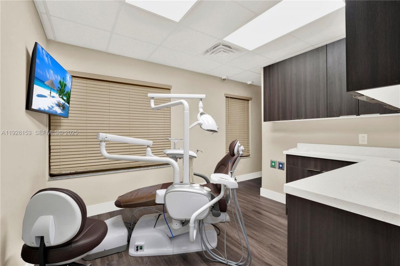 2929 N University Dr., Coral Springs, FL 33065 Photo