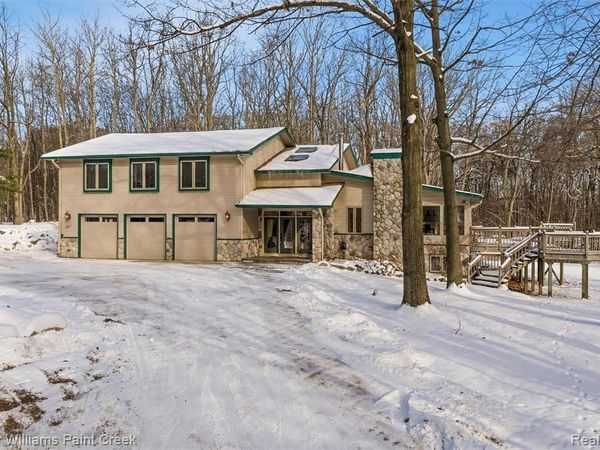 2390 Noble Road, Addison Twp, MI 48370