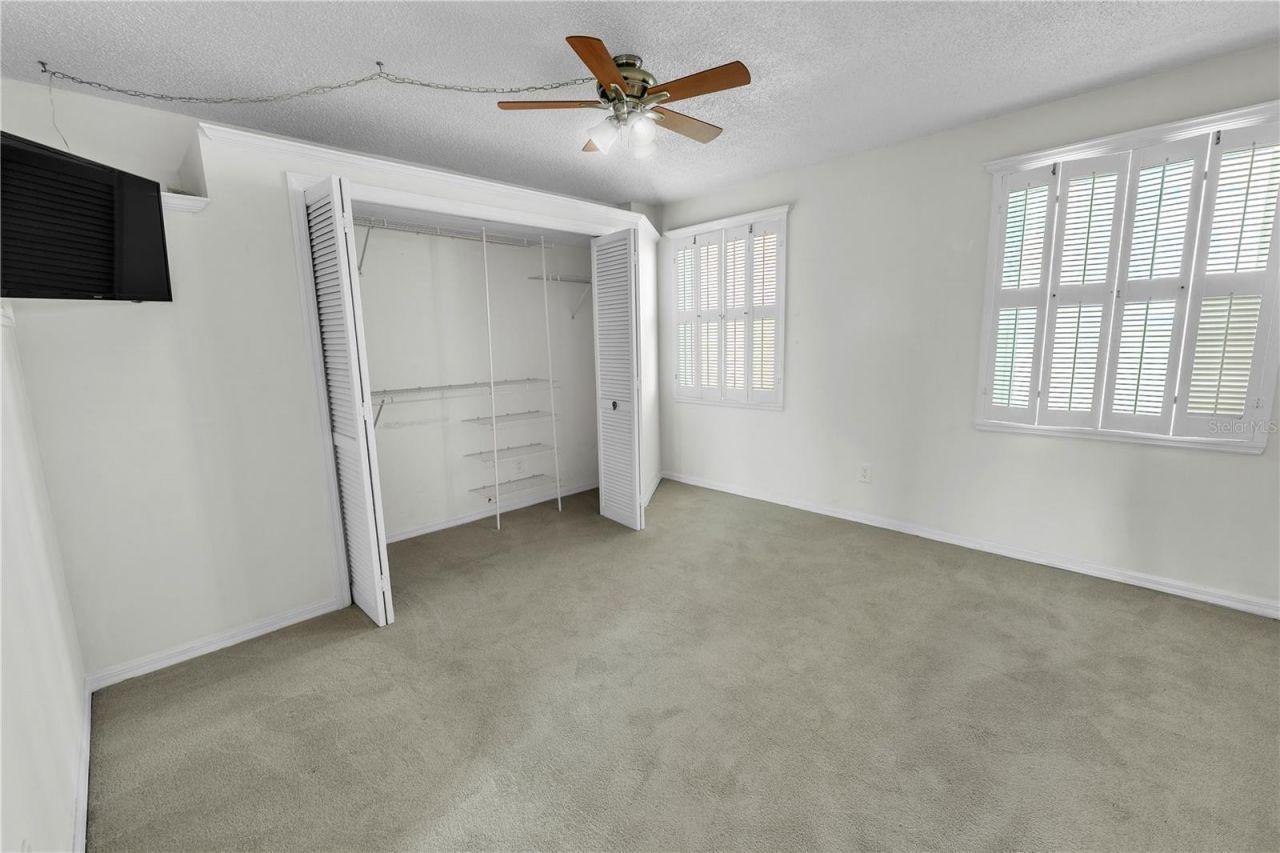 33 S Gulfstream Avenue, Unit 401, Sarasota, FL 34236 Photo