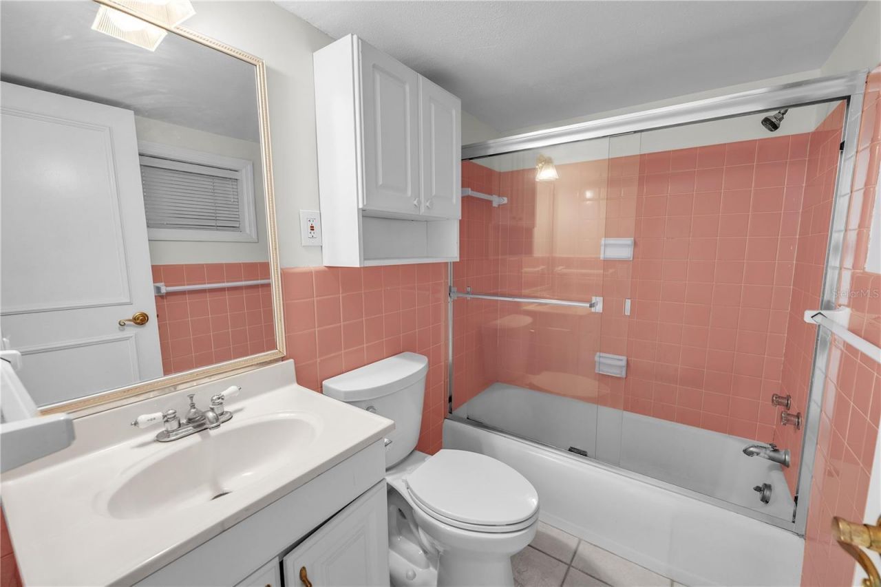 33 S Gulfstream Avenue, Unit 401, Sarasota, FL 34236 Photo