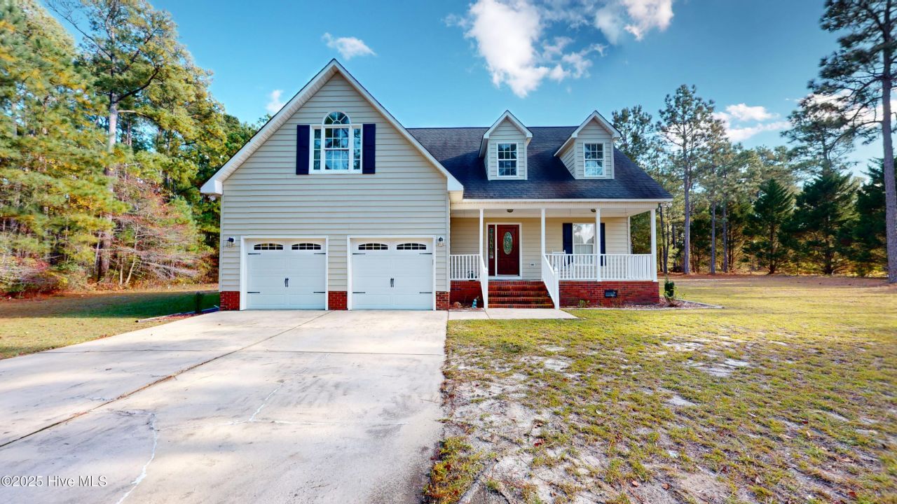 5710 Bridle Ridge Lane, Wade, NC 28395 Main Photo