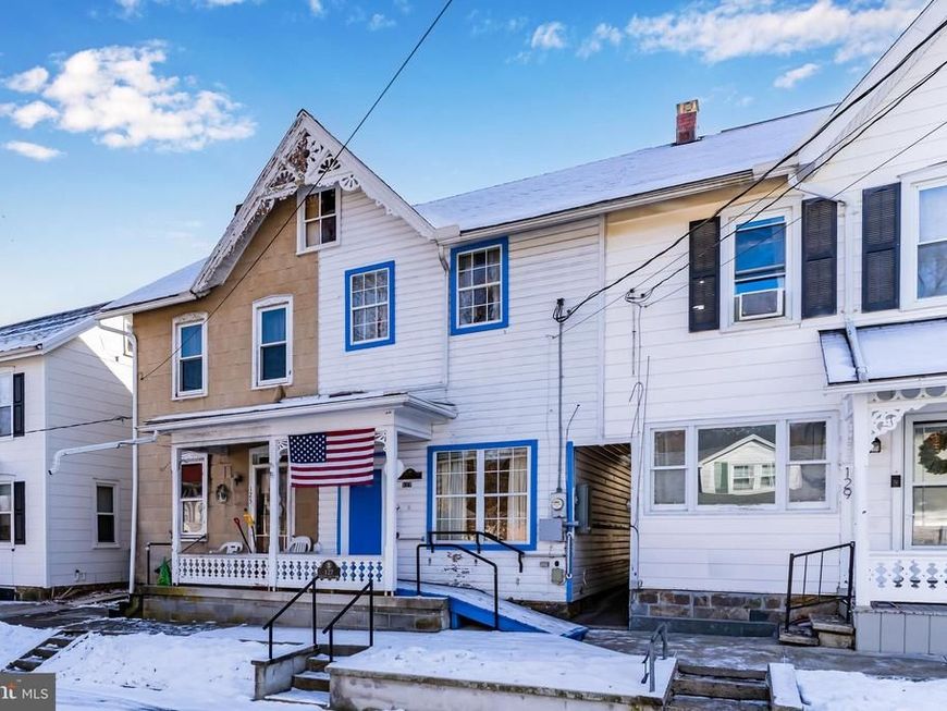 127 W Mcclure Street, New Bloomfield, PA 17068 Main Photo