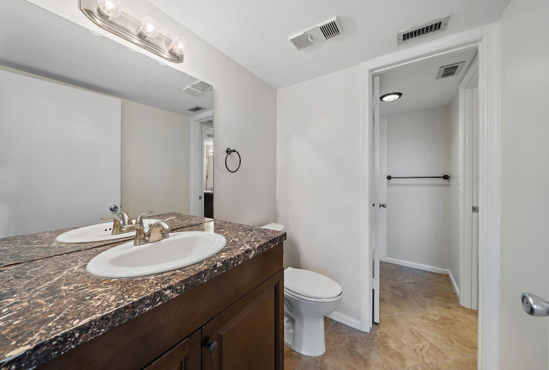 353 S Us Highway 1, Unit C203, Jupiter, FL 33477 Photo