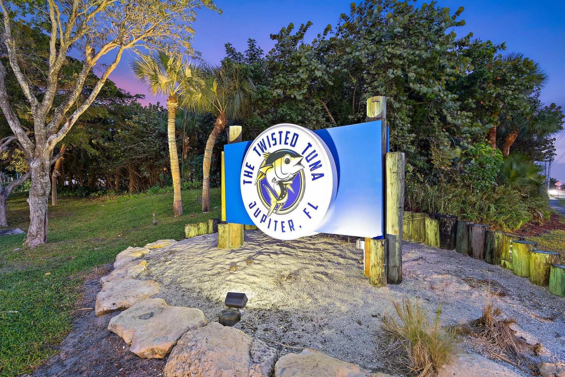 353 S Us Highway 1, Unit C203, Jupiter, FL 33477 Photo