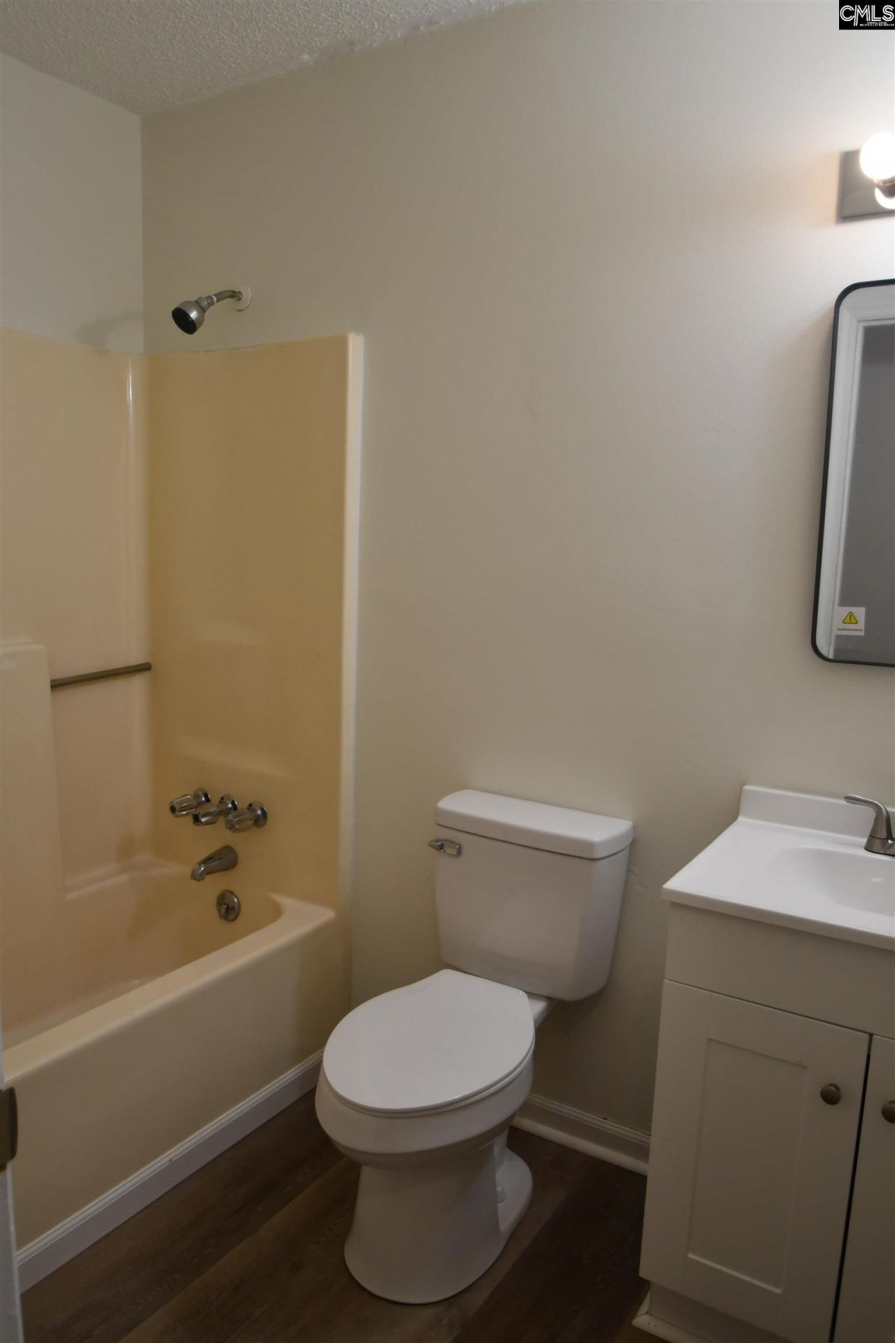 610 Milligan Street Photo 10