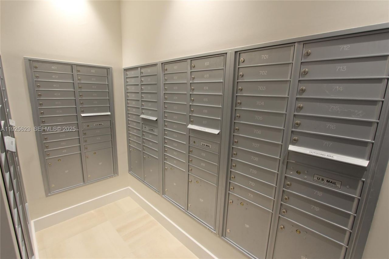 7875 NW 107th Ave, Unit 519, Doral, FL 33178 Photo