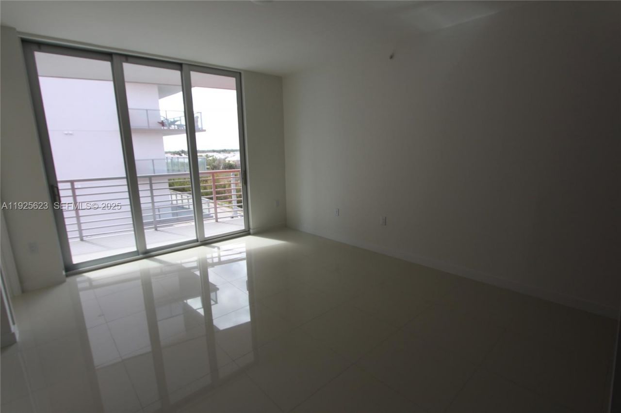 7875 NW 107th Ave, Unit 519, Doral, FL 33178 Photo