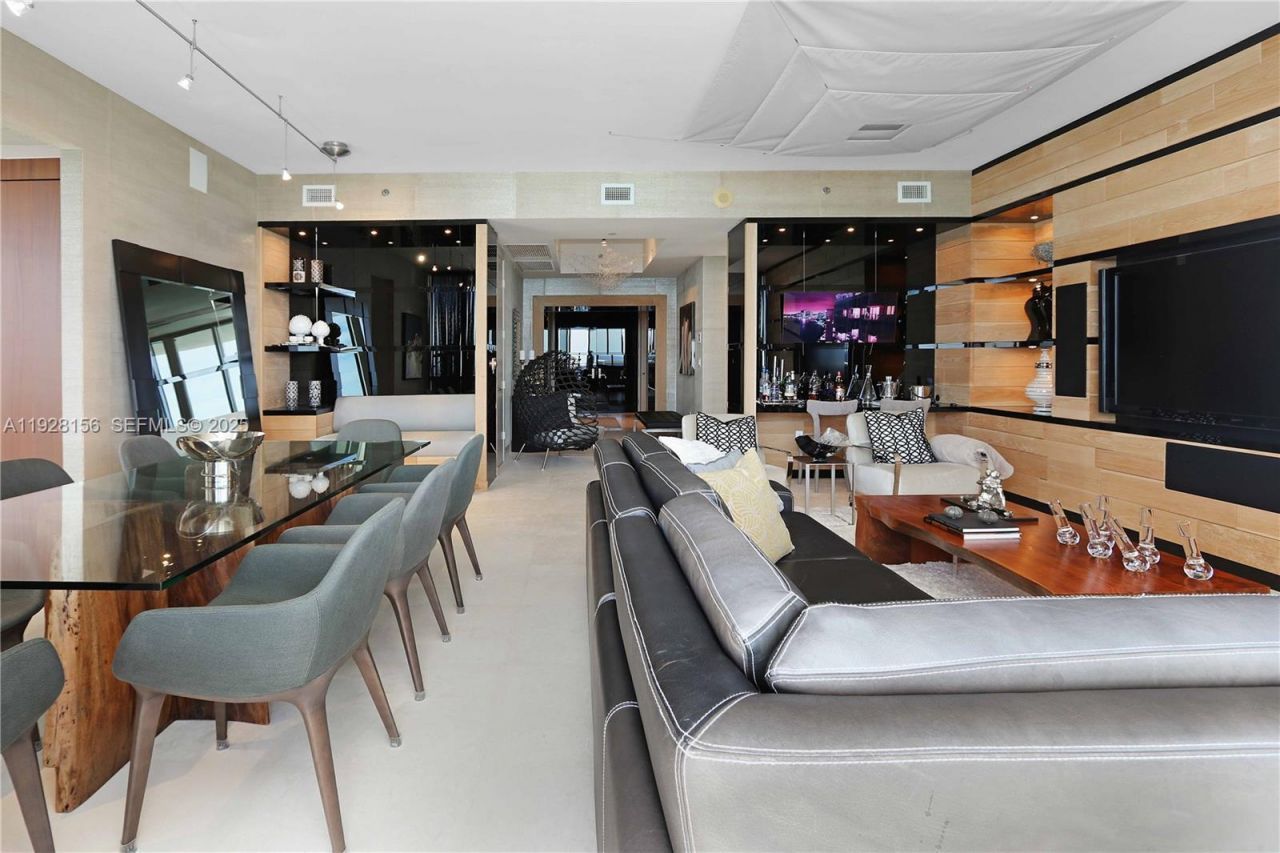 15901 Collins Ave, Unit 1101, Sunny Isles Beach, FL 33160 Photo