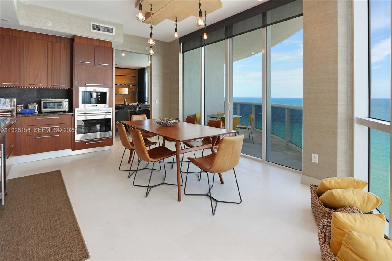 15901 Collins Ave, Unit 1101, Sunny Isles Beach, FL 33160 Photo
