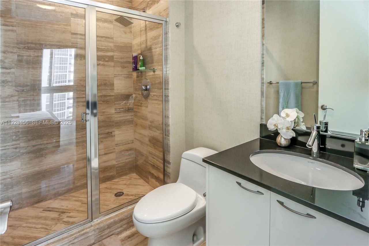 15901 Collins Ave, Unit 1101, Sunny Isles Beach, FL 33160 Photo