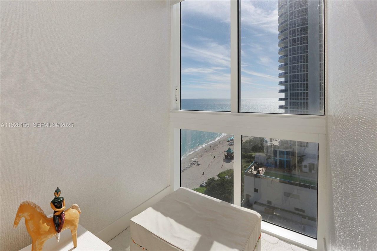 15901 Collins Ave, Unit 1101, Sunny Isles Beach, FL 33160 Photo