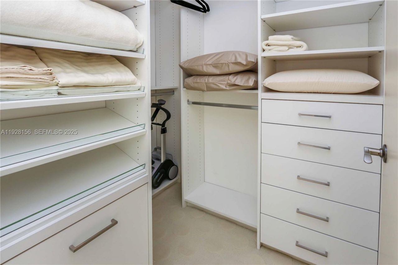 15901 Collins Ave, Unit 1101, Sunny Isles Beach, FL 33160 Photo